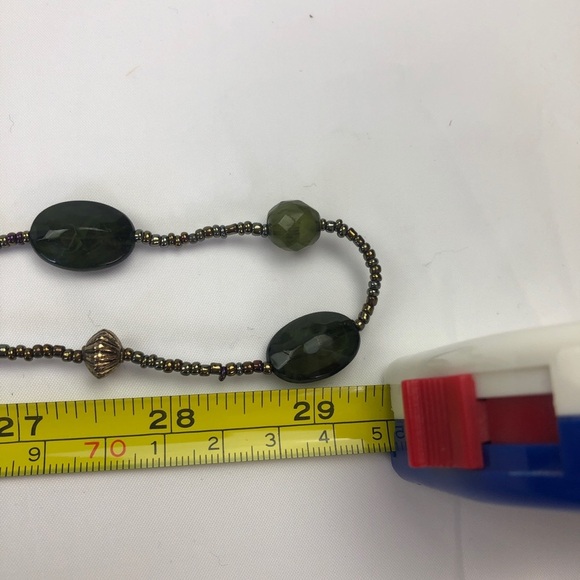 Necklace with Green and Gold - Picture 7 of 7